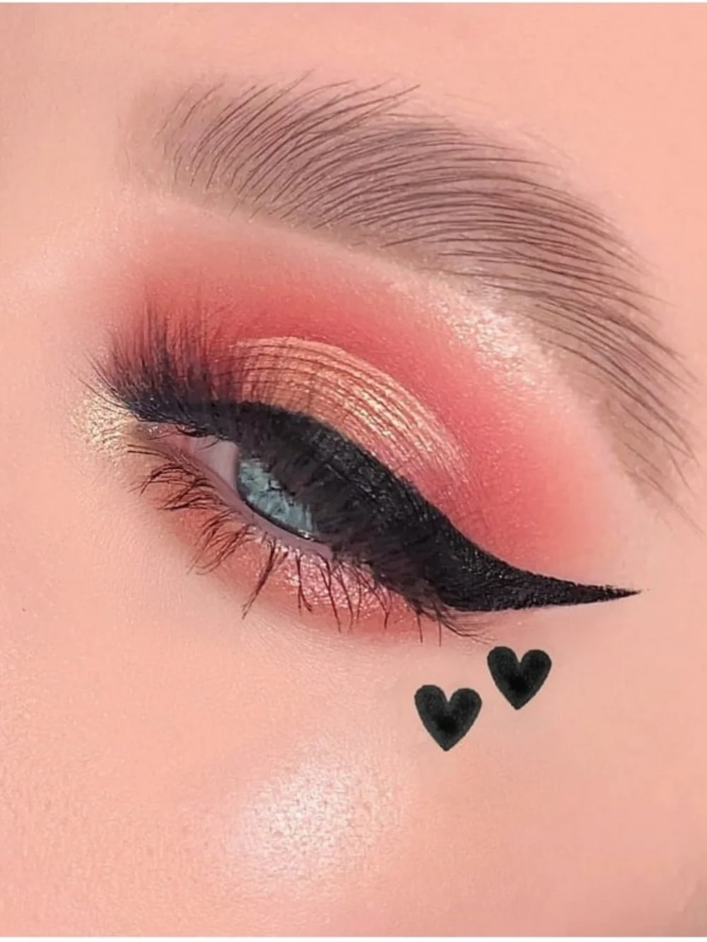 Lottie Stamp Liner Liquid Eyeliner - Heart in Black NWT